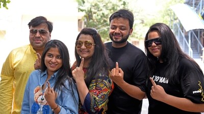 New Delhi, May 25 (ANI): Voters show their ink-marked fingers after casting their vote for the sixth phase of the Lok Sabha polls, in New Delhi on Saturday. (ANI Photo/Ishant) New Delhi, May 25 (ANI): Voters show their ink-marked fingers after casting their vote for the sixth phase of the Lok Sabha polls, in New Delhi on Saturday. (ANI Photo/Ishant)