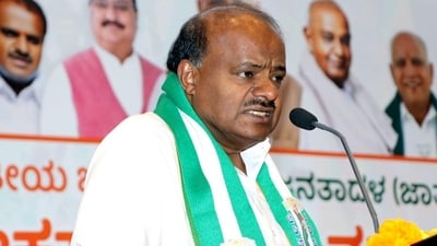 Kumaraswamy rakes up 2016 death of Siddarmaiah's son, CM hits back Kumaraswamy rakes up 2016 death of Siddarmaiah's son, CM hits back