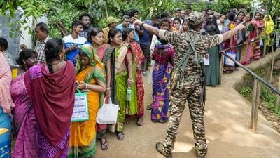 Eight Lok Sabha seats went to polls in the sixth phase of Lok Sabha elections in West Bengal on Saturday. (PTI) Eight Lok Sabha seats went to polls in the sixth phase of Lok Sabha elections in West Bengal on Saturday. (PTI)