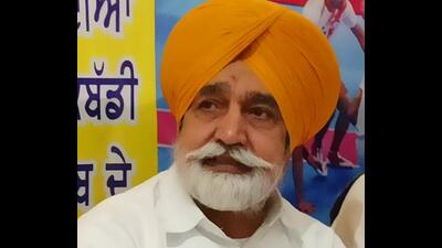 Just a week ahead of the Lok Sabha polls in Punjab, former minister and senior Shiromani Akali Dal (SAD) leader Sikander Singh Maluka has put his party in a spot by praising Prime Minister Narendra Modi. Just a week ahead of the Lok Sabha polls in Punjab, former minister and senior Shiromani Akali Dal (SAD) leader Sikander Singh Maluka has put his party in a spot by praising Prime Minister Narendra Modi.
