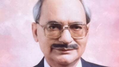 Yashwant Pendharkar, chairman of ayurvedic cosmetics giant Vicco Laboratories, passed away on Friday. (HT)