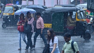 IMD official said southwest monsoon is expected to hit Mumbai around June 10-11. (Photo by Vijay Bate/HT Photo/File) IMD official said southwest monsoon is expected to hit Mumbai around June 10-11. (Photo by Vijay Bate/HT Photo/File)