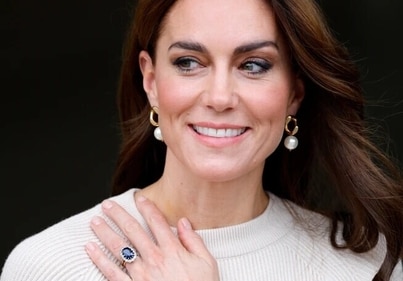 Kate Middleton with her ring. (Getty) Kate Middleton with her ring. (Getty)