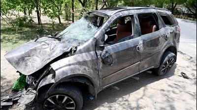 A preliminary probe revealed that the three were returning to Delhi via the Noida Greater-Noida Expressway just when the accident happened, a case is yet to be registered into the incident. (Sunil Ghosh/HT Photo) A preliminary probe revealed that the three were returning to Delhi via the Noida Greater-Noida Expressway just when the accident happened, a case is yet to be registered into the incident. (Sunil Ghosh/HT Photo)