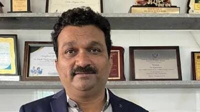 Dr Rajesh Dere