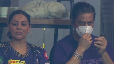 Actor Shah Rukh Khan was admitted to a hospital after suffering a heat stroke. Actor Shah Rukh Khan was admitted to a hospital after suffering a heat stroke.