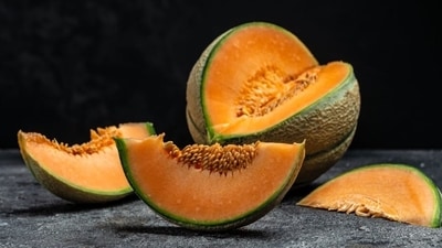 Apart from being great for hormonal health, muskmelon seeds also have compounds that reduce cholesterol and improve immunity. (Adobe Stock) Apart from being great for hormonal health, muskmelon seeds also have compounds that reduce cholesterol and improve immunity. (Adobe Stock)