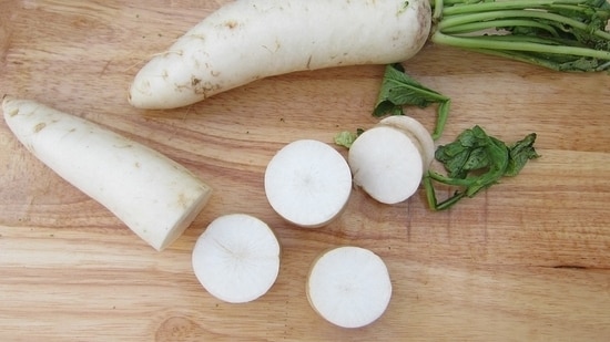 Weight loss: As radishes will have a significant impact on the digestive system, it will result in weight loss.&nbsp;