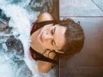 Ice baths may help in reducing pain and inflammation, improving mental health, and can cool the body fast in case of heat stroke. Ice baths may help in reducing pain and inflammation, improving mental health, and can cool the body fast in case of heat stroke.