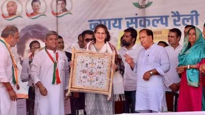 Congress’ Kangra candidate Anand Sharma (extreme left), general secretary Priyanka Gandhi (centre) and senior leader Asha Kumari (extreme right) at a campaign rally in Chamba, Himachal. (HT Photo) Congress’ Kangra candidate Anand Sharma (extreme left), general secretary Priyanka Gandhi (centre) and senior leader Asha Kumari (extreme right) at a campaign rally in Chamba, Himachal. (HT Photo)