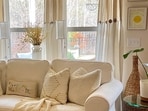 Bring in Summer with your decor (Instagram)