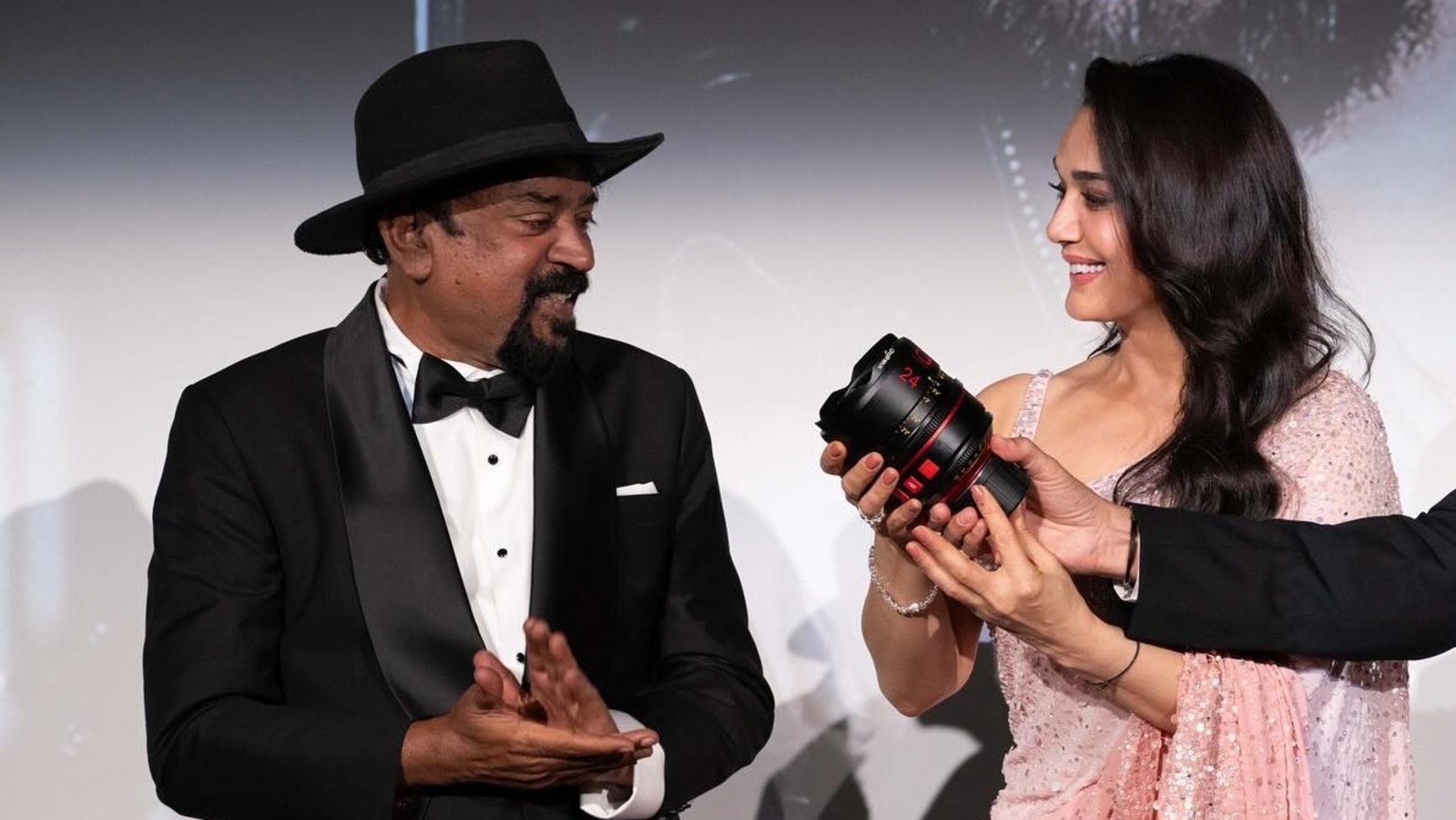 Preity Zinta shares unseen pics from Cannes Film Festival, calls Santosh Sivan 'mad genius'. See post | Bollywood - Vimarsana News