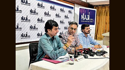 Civic report: Over 1.2 complaints, toilet seats lacking, many vacancies in BMC departments Civic report: Over 1.2 complaints, toilet seats lacking, many vacancies in BMC departments