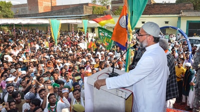 All India Majlis-e-Ittehadul Muslimeen (AIMIM) Chief Asaduddin Owaisi during a public meeting in Mirzapur, Uttar Pradesh. (PTI) All India Majlis-e-Ittehadul Muslimeen (AIMIM) Chief Asaduddin Owaisi during a public meeting in Mirzapur, Uttar Pradesh. (PTI)