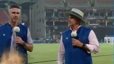 Kevin Pietersen and Matthew Hayden Kevin Pietersen and Matthew Hayden