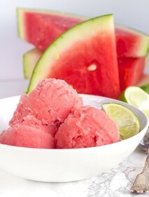 Watermelon ice cream recipe (Pinterest) Watermelon ice cream recipe (Pinterest)