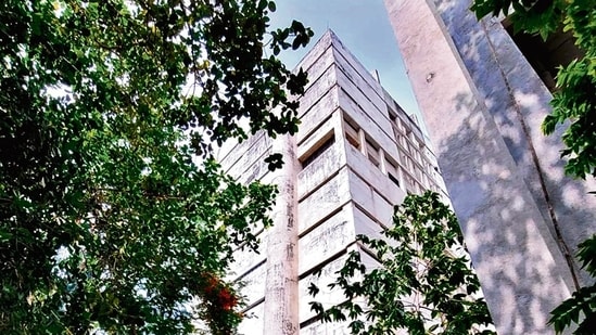 MTNL, BSNL to sell off properties to govt depts, organisations, PSUs