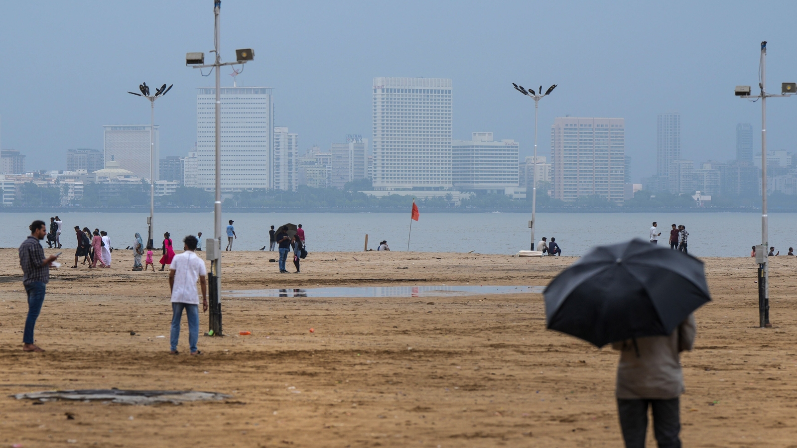 MHADA lists 20 buildings as extremely dangerous in South Mumbai, asks residents to move out before monsoon hits - Vimarsana News