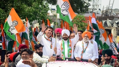 Jalandhar, May 10 (ANI): Congress candidate from Jalandhar Charanjit Singh Channi during a rally ahead of filing of his nomination for Lok Sabha polls in Jalandhar on Friday. (ANI Photo) (Sumit Sehgal) Jalandhar, May 10 (ANI): Congress candidate from Jalandhar Charanjit Singh Channi during a rally ahead of filing of his nomination for Lok Sabha polls in Jalandhar on Friday. (ANI Photo) (Sumit Sehgal)