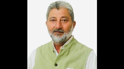 The BJP has banked on former three-time MLA from Sujanpur Dinesh Singh Babbu. The party hasn’t fielded any celebrity this time, keeping in view the prolonged absence of sitting MP and actor Sunny Deol. The BJP has banked on former three-time MLA from Sujanpur Dinesh Singh Babbu. The party hasn’t fielded any celebrity this time, keeping in view the prolonged absence of sitting MP and actor Sunny Deol.