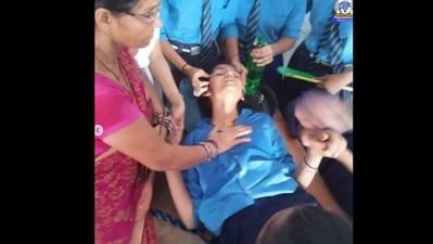 A school girl fainted due to the heatwave. (Instagram/@AIR) A school girl fainted due to the heatwave. (Instagram/@AIR)