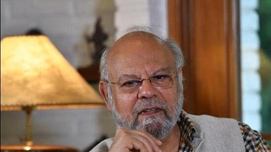 Senior Shiromani Akali Dal leader and former Rajya Sabha member Naresh Gujral says that in an election when most candidates in Punjab have switched sides, the SAD is the only party where only one of the 13 candidates is an import. (HT file photo)
