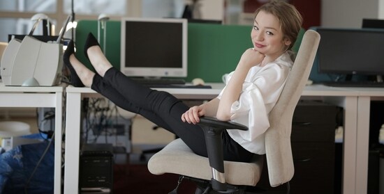 The best office chairs to ensure you work in comfort. (Pexels)