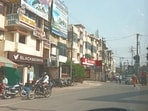 Rise in commercial activity in Varanasi has given residents an income from their balcony as well (Gaurav Saigal/HT) Rise in commercial activity in Varanasi has given residents an income from their balcony as well (Gaurav Saigal/HT)