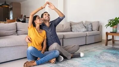 Especially for the ones who get attached too quickly when they spend time with the other person, it is important to limit the number of dates. (Unsplash) Especially for the ones who get attached too quickly when they spend time with the other person, it is important to limit the number of dates. (Unsplash)