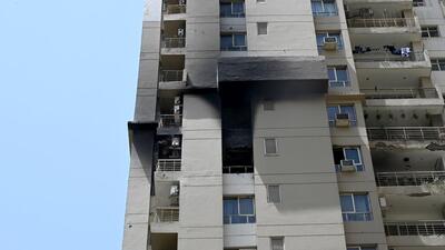 Firefighters and society president claimed that the fire was controlled within half-an-hour using the building’s firefighting system. (Sunil Ghosh/HT Photo) Firefighters and society president claimed that the fire was controlled within half-an-hour using the building’s firefighting system. (Sunil Ghosh/HT Photo)