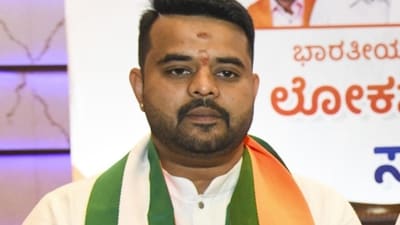Prajwal Revanna is likely to reach Bengaluru at 12.05am tonight. (HT_PRINT) Prajwal Revanna is likely to reach Bengaluru at 12.05am tonight. (HT_PRINT)