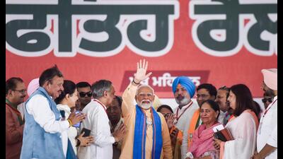 Prime Minister Narendra Modi during a rally in Hoshiarpur district of Punjab on Thursday. (PTI) Prime Minister Narendra Modi during a rally in Hoshiarpur district of Punjab on Thursday. (PTI)