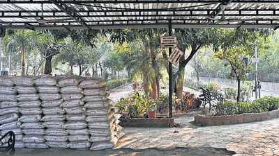 The BMC delivered a speaking order to the owner of the encroaching gurudwara, as they had failed to provide permissions for it, asking them to remove the illegal structure within 15 days or face demolition at their cost. The BMC delivered a speaking order to the owner of the encroaching gurudwara, as they had failed to provide permissions for it, asking them to remove the illegal structure within 15 days or face demolition at their cost.