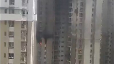 The fire broke out on the 10th floor of the building (Twitter/video screengrab) The fire broke out on the 10th floor of the building (Twitter/video screengrab)