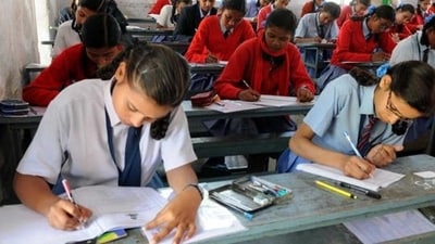 Candidates who wish to download their individual marks sheets from the Shala Darpan portal must submit their login details like roll number, district and class names. (Diwakar Prasad/ Hindustan Times)
