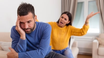 They react further to this anxiety by being more clingy to the partner, seeking reassurance about the relationship from them. (Freepik ) They react further to this anxiety by being more clingy to the partner, seeking reassurance about the relationship from them. (Freepik )