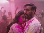 Tabu and Ajay Devgn in a still from Auron Mein Kahan Dum Tha.