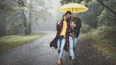 In a relationship, we should constantly strive for personal growth to redefine the way we feel, think, behave and become. (Unsplash) In a relationship, we should constantly strive for personal growth to redefine the way we feel, think, behave and become. (Unsplash)
