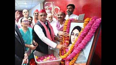 Akhilesh attends an event that the party organised to mark the 299th birth anniversary of warrior Ahilyabai Holkar, in Lucknow on Friday (Sourced)
