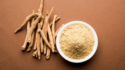.1 Ashwagandha: Known for reducing stress and improving stamina, this powerful herb helps you stay energized and resilient.&nbsp; (Shutterstock)