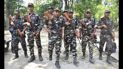 Personnels of paramilitary forces leave for election duties at various places on the eve of Lok Sabha elections in Amritsar on Friday. (Sameer Sehgal)