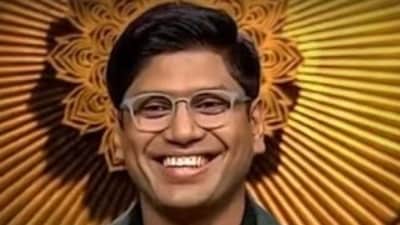 Peyush Bansal, co-founder of Lenskart, and promoters of Dhanuka Agritech have registered conveyance deeds of four super luxury apartments worth more than ₹100 crore in DLF’s uber luxury project ‘The Camellias’ in Gurugram. (X) Peyush Bansal, co-founder of Lenskart, and promoters of Dhanuka Agritech have registered conveyance deeds of four super luxury apartments worth more than ₹100 crore in DLF’s uber luxury project ‘The Camellias’ in Gurugram. (X)