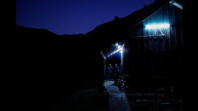 Polling officials and policemen talk outside a remote polling station in Almi, on the eve of the seventh and final phase of the general election, in the northern state of Himachal Pradesh. (REUTERS/REPRESENTATIONAL PICTURE)