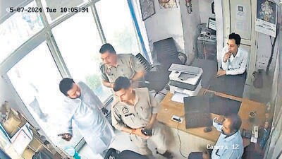 The alleged assault and Khan’s visit to the fuel station were captured by CCTV cameras, and the footage was released on social media. (HT Photo) The alleged assault and Khan’s visit to the fuel station were captured by CCTV cameras, and the footage was released on social media. (HT Photo)