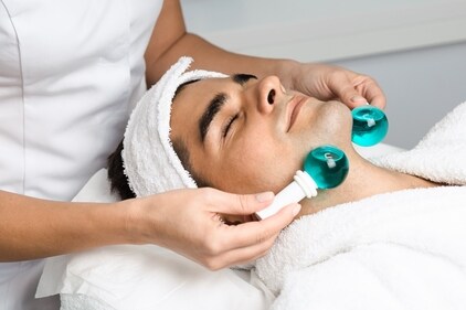 Ice globes can help reduce inflammation and puffiness and boost lymphatic drainage (Shutterstock) Ice globes can help reduce inflammation and puffiness and boost lymphatic drainage (Shutterstock)