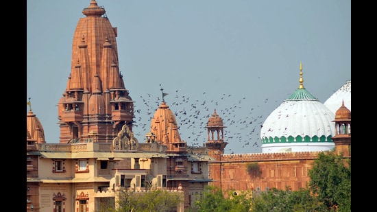 A view of the Krishna Janmasthan Temple Complex and Shahi Eidgah Mosque, in Mathura (KK Arora?ANI)