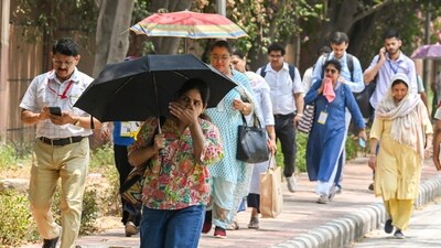 Heatwave can trigger severe allergic asthma: Precautions to take. (Photo by Raj K Raj/ Hindustan Times) Heatwave can trigger severe allergic asthma: Precautions to take. (Photo by Raj K Raj/ Hindustan Times)