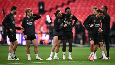 Real Madrid's Luka Modric, Nacho, Vinicius Junior, Lucas Vazquez, Toni Kroos, Eder Militao and Dani Ceballos during training. (REUTERS)