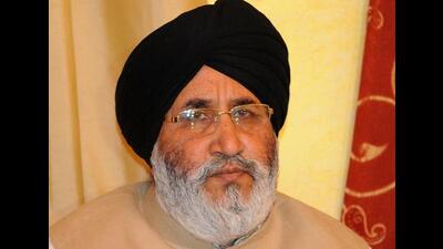 Shiromani Akali Dal (SAD) candidate Daljit Singh Cheema posted the video of AAP leader Balbir Singh Pannu and alleged that the latter forcibly entered a polling booth at Kot Ahmed Khan village of Fatehgarh Churian assembly segment on Saturday. (HT file photo) Shiromani Akali Dal (SAD) candidate Daljit Singh Cheema posted the video of AAP leader Balbir Singh Pannu and alleged that the latter forcibly entered a polling booth at Kot Ahmed Khan village of Fatehgarh Churian assembly segment on Saturday. (HT file photo)