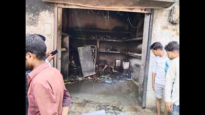 The fire-ravaged shop in Bakshi ka Talab in Lucnow on Saturday (HT Photo)